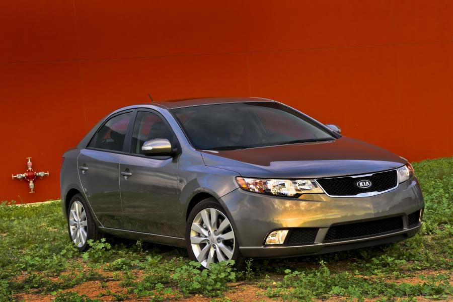  Kia Forte 2009 года  (фото 110 из 128)